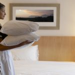 Как часто должна проводиться уборка номеров в отеле